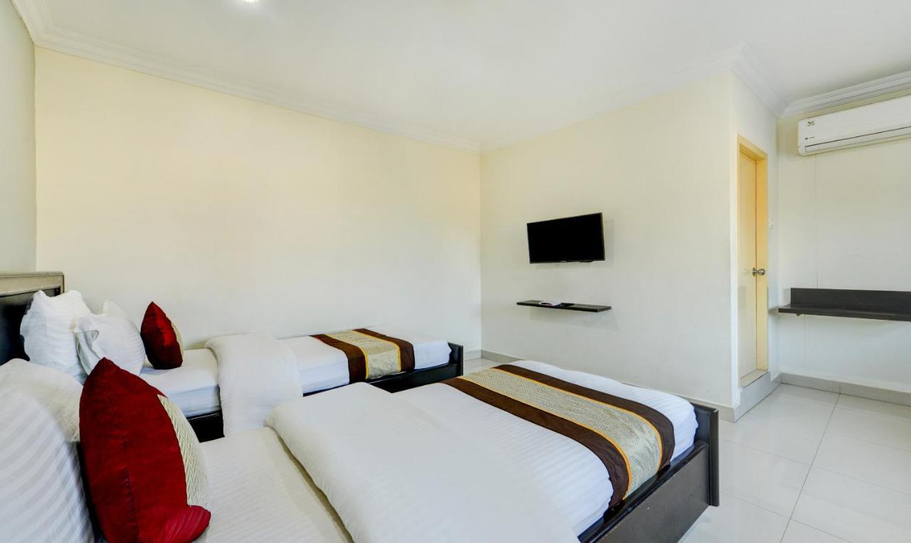 Pleasant Days Hotel Ченнаї Екстер'єр фото