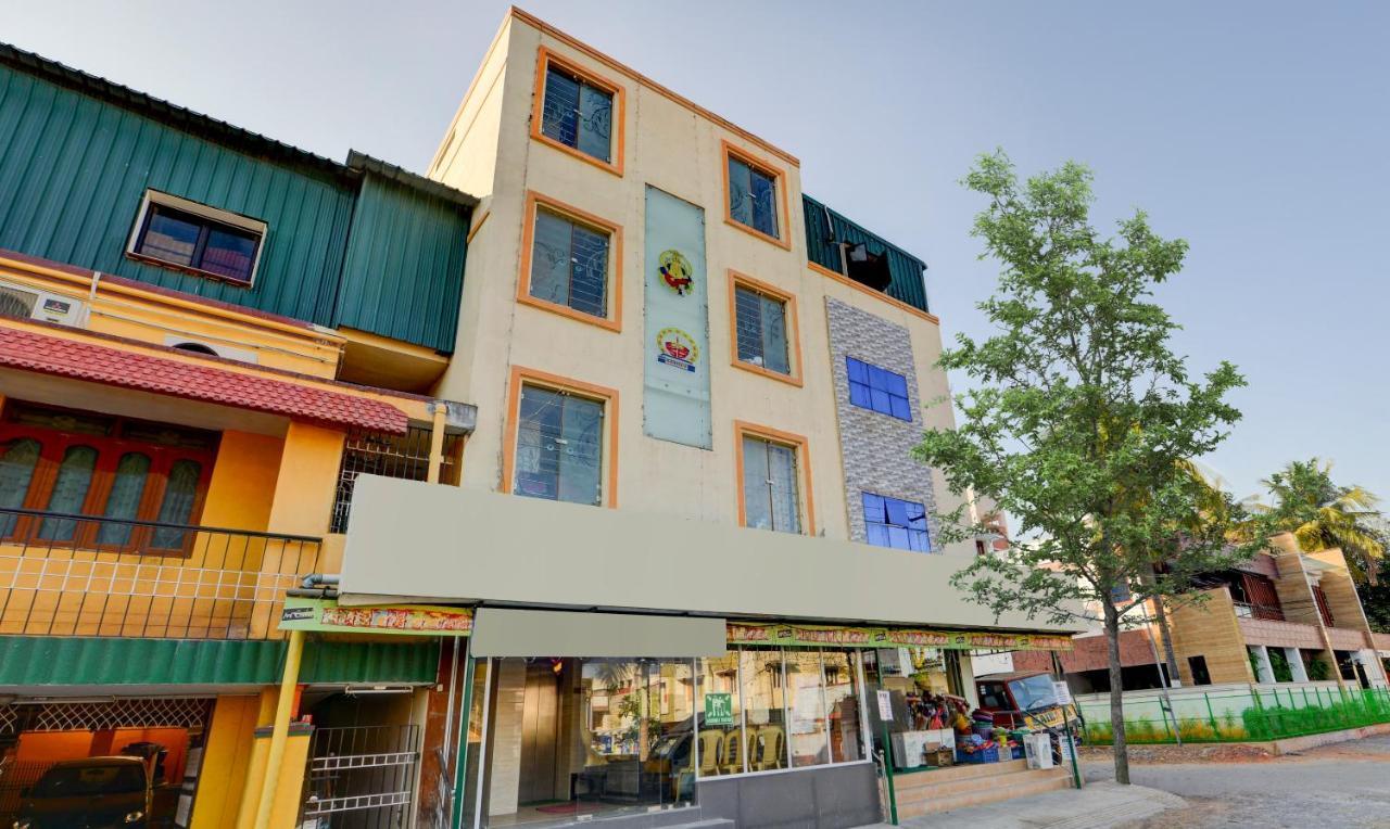 Pleasant Days Hotel Ченнаї Екстер'єр фото