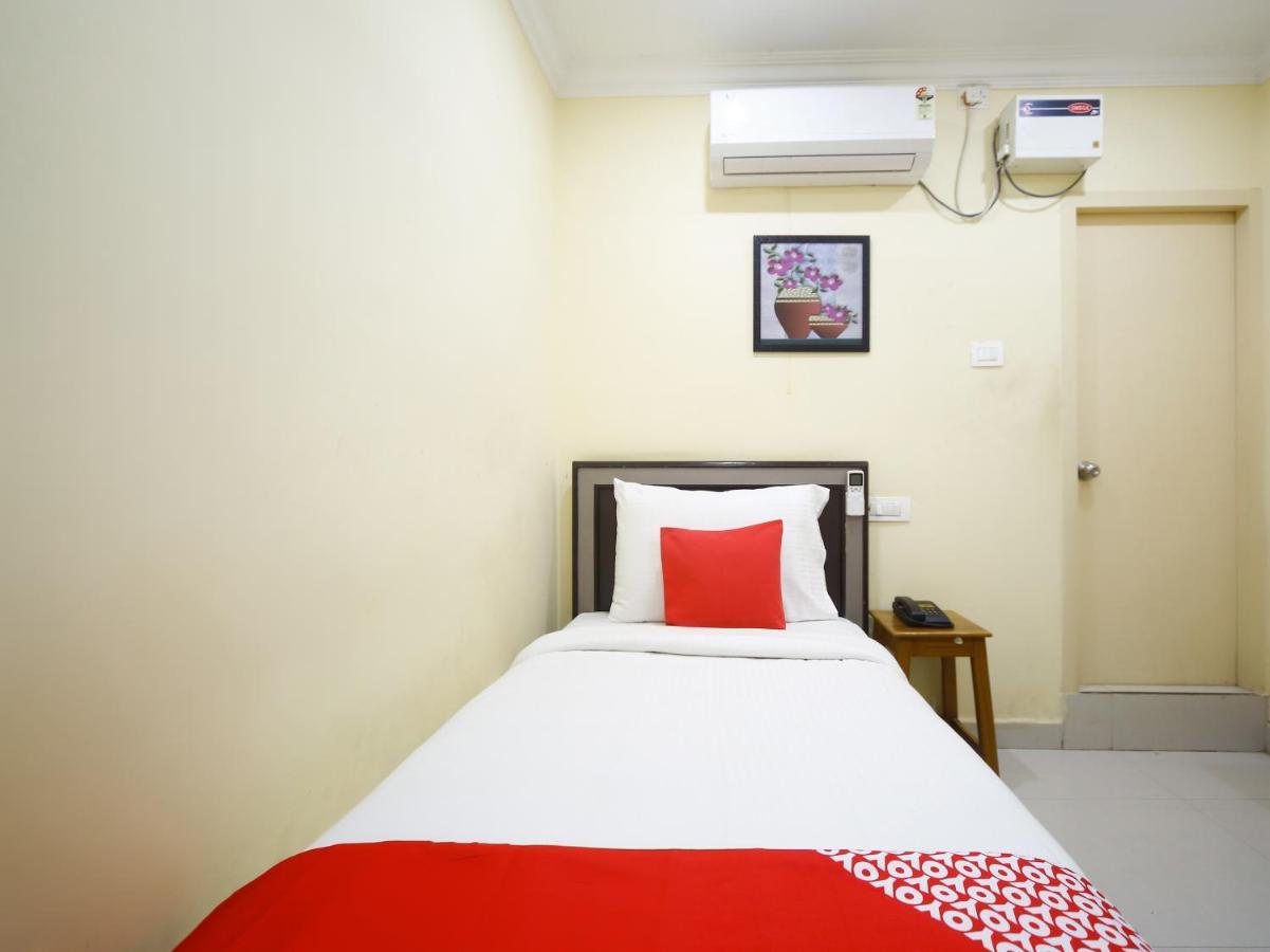 Pleasant Days Hotel Ченнаї Екстер'єр фото