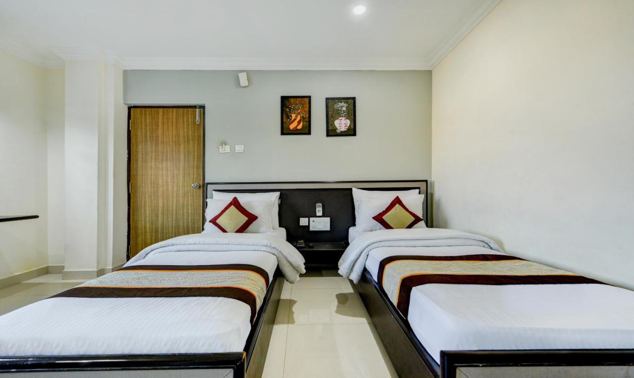 Pleasant Days Hotel Ченнаї Екстер'єр фото