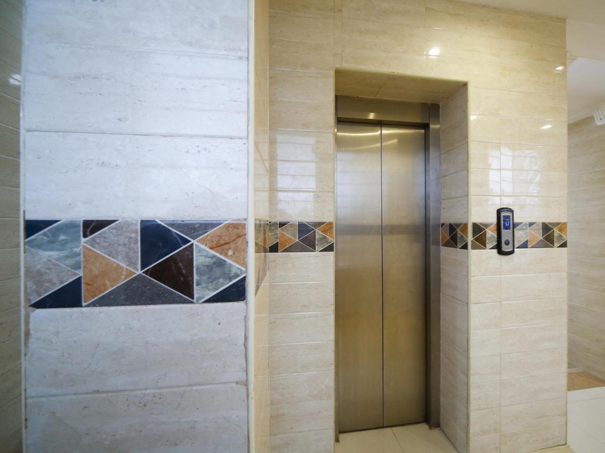 Pleasant Days Hotel Ченнаї Екстер'єр фото