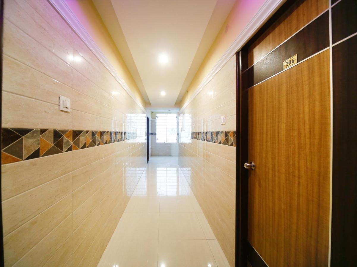 Pleasant Days Hotel Ченнаї Екстер'єр фото